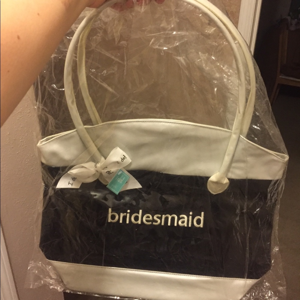 2 Bridesmaid tote bags.